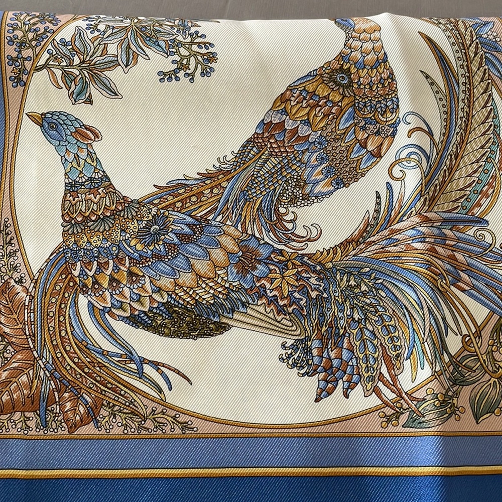 ✨✨ Salvatore Ferragamo Silk Scarf Pink Grey Gold Blue Multicolor Wrap Scarf✨✨ - Picture 4 of 17